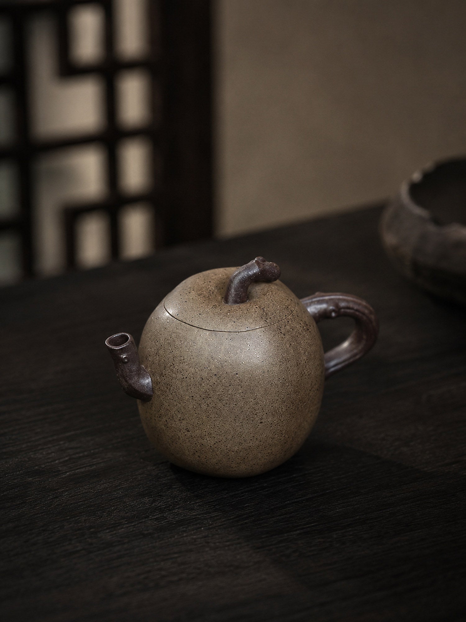 Sculptural Form Yixing Zisha Teapot – Duanni Clay, 80ml