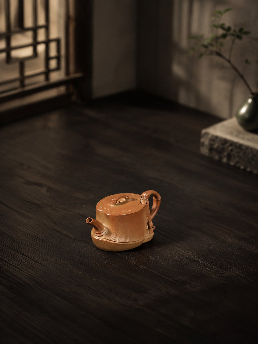 Handmade Sculptural Form Yixing Zisha Teapot – Golden Duanni Clay, 80ml – No. 298