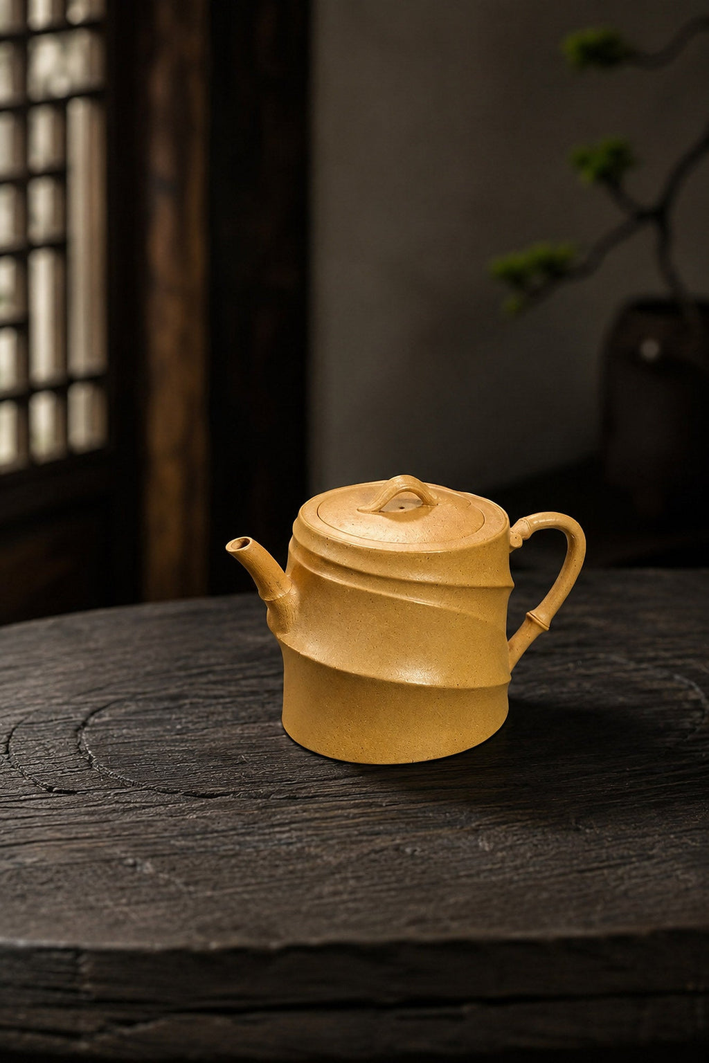 Handmade Sculptural Form Yixing Zisha Teapot – Golden Duanni Clay, 125ml