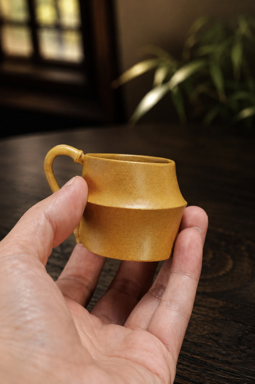 Handmade Sculptural Form Yixing Zisha Teapot – Golden Duanni Clay, 125ml