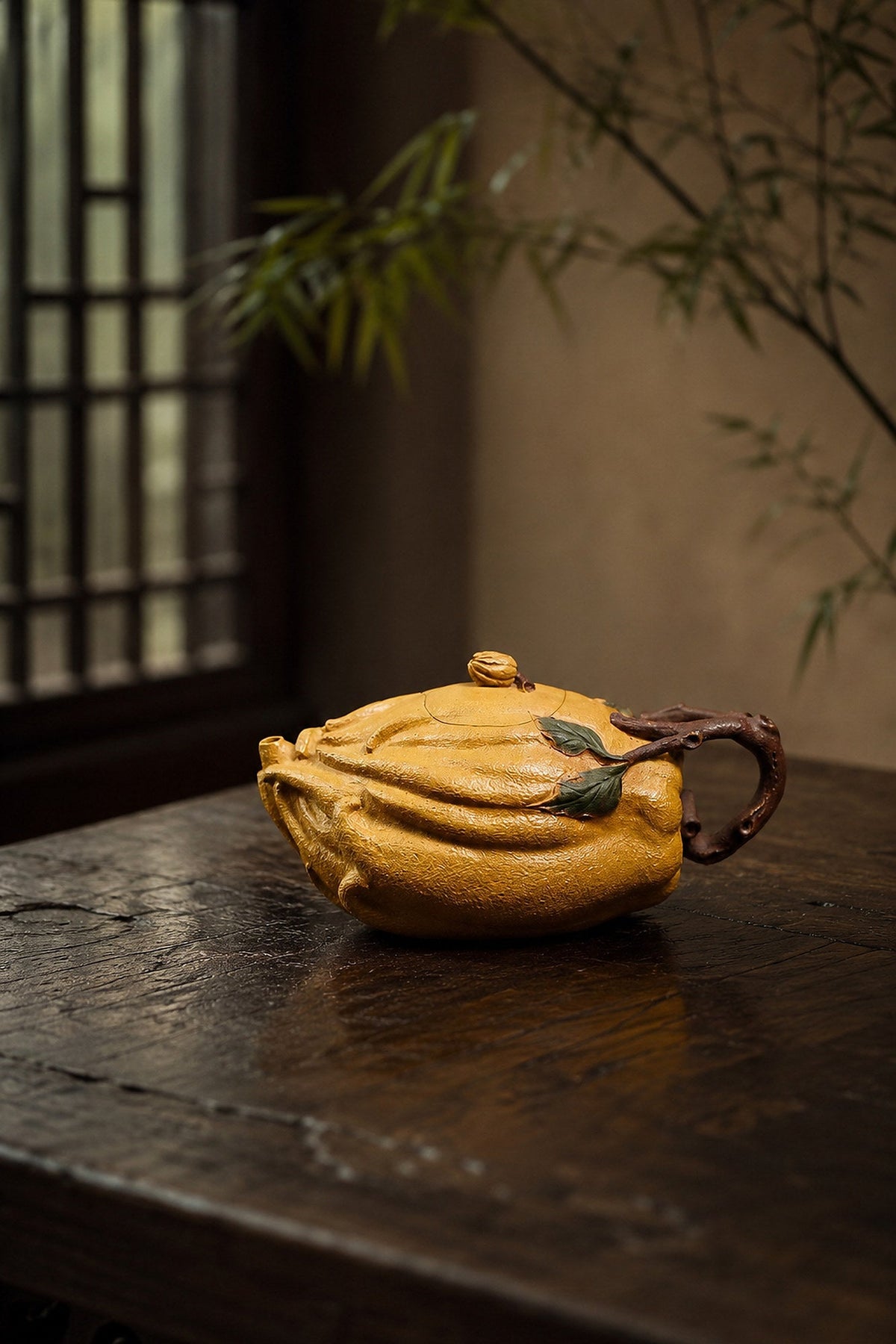 Handmade Sculptural Form Yixing Zisha Teapot – Golden Duanni Clay, 165ml