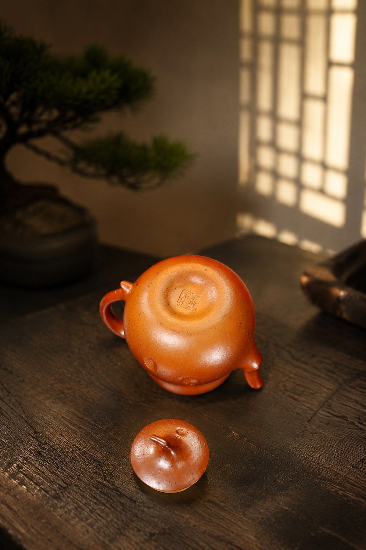 Sculptural Form Yixing Zisha Teapot – Golden Duanni Clay, 130ml