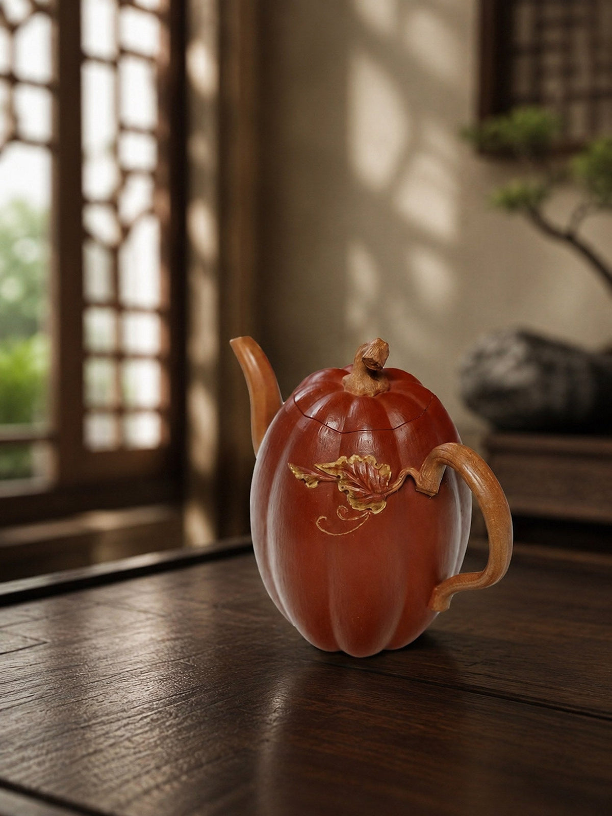Handmade Sculptural Form Yixing Zisha Teapot – Jiangponi Clay, 208ml