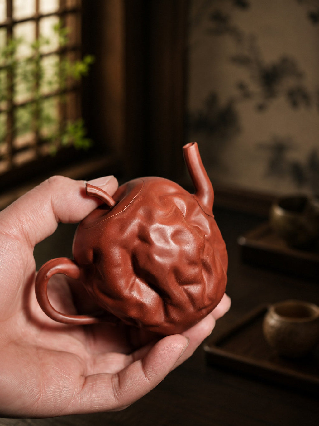 Handmade Sculptural Form Yixing Zisha Teapot – Jiangponi Clay, 150ml – No. 308