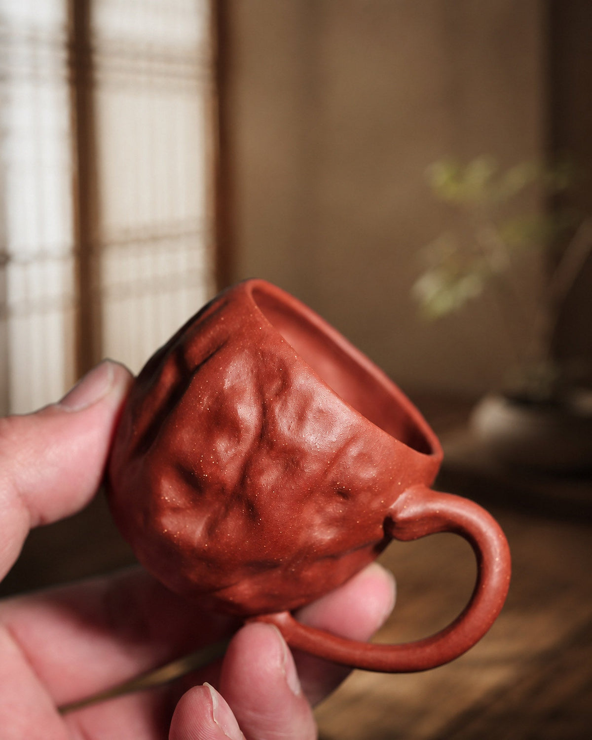 Handmade Sculptural Form Yixing Zisha Teapot – Jiangponi Clay, 150ml – No. 308