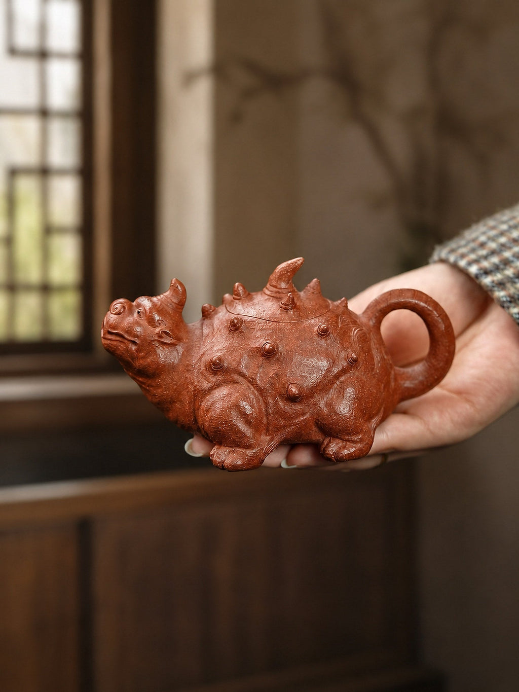Handmade Sculptural Form Yixing Zisha Teapot – Red Jiangponi Clay, 150ml