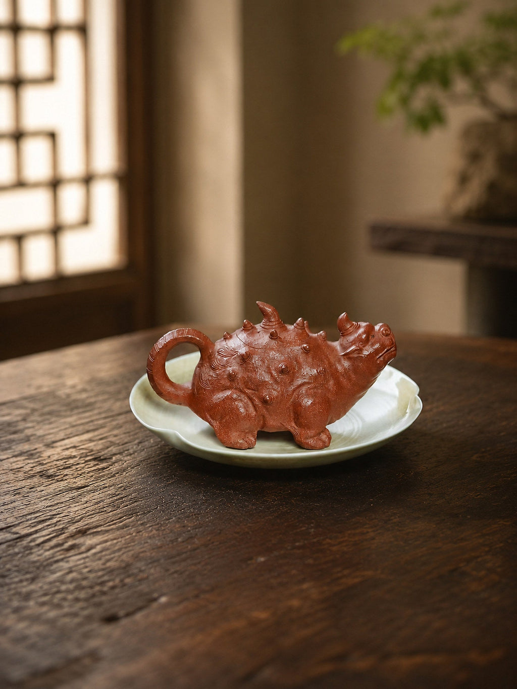Handmade Sculptural Form Yixing Zisha Teapot – Red Jiangponi Clay, 150ml