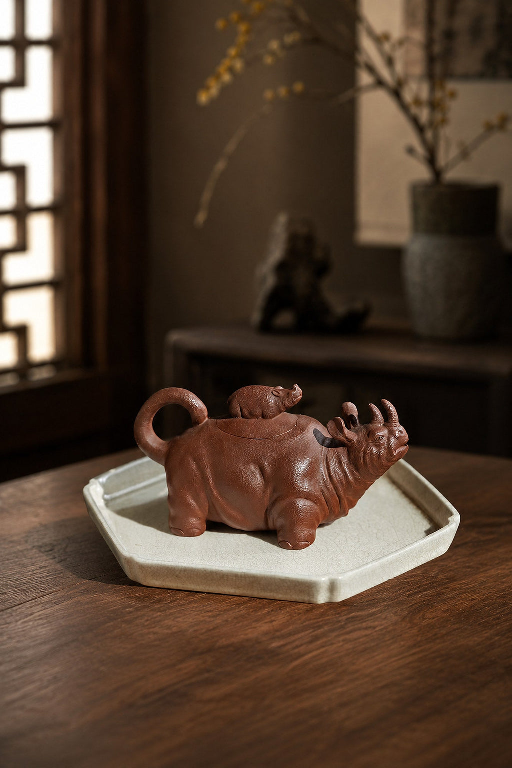 Handmade Sculptural Form Yixing Zisha Teapot – Red Jiangponi Clay, 220ml