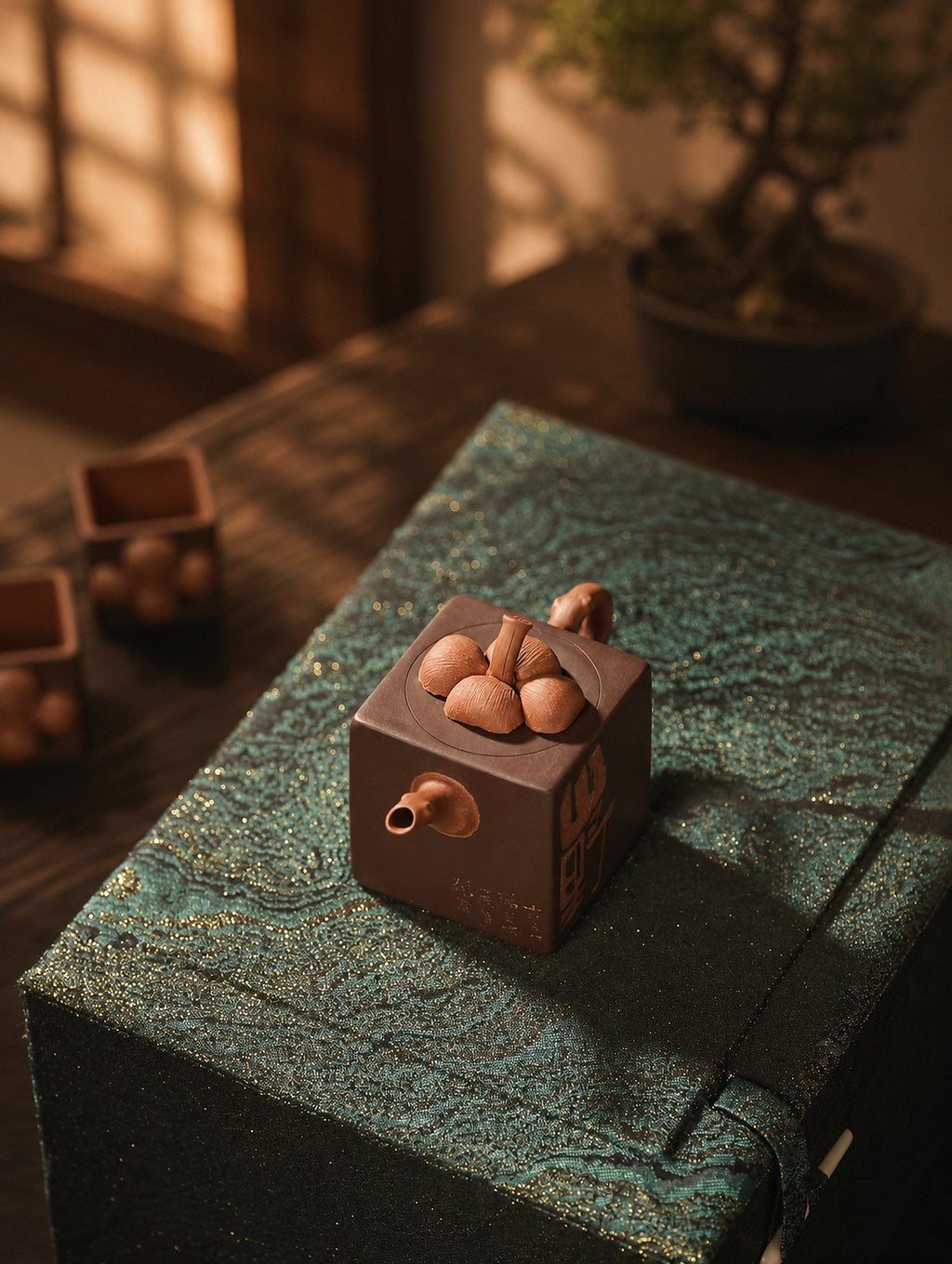 Handmade Sculptural Form Yixing Zisha Teapot – Red Jiangponi Clay, 100ml