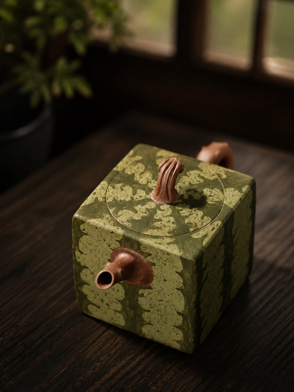 Handmade Sculptural Form Yixing Zisha Teapot – Zini Clay, 100ml – No. 295