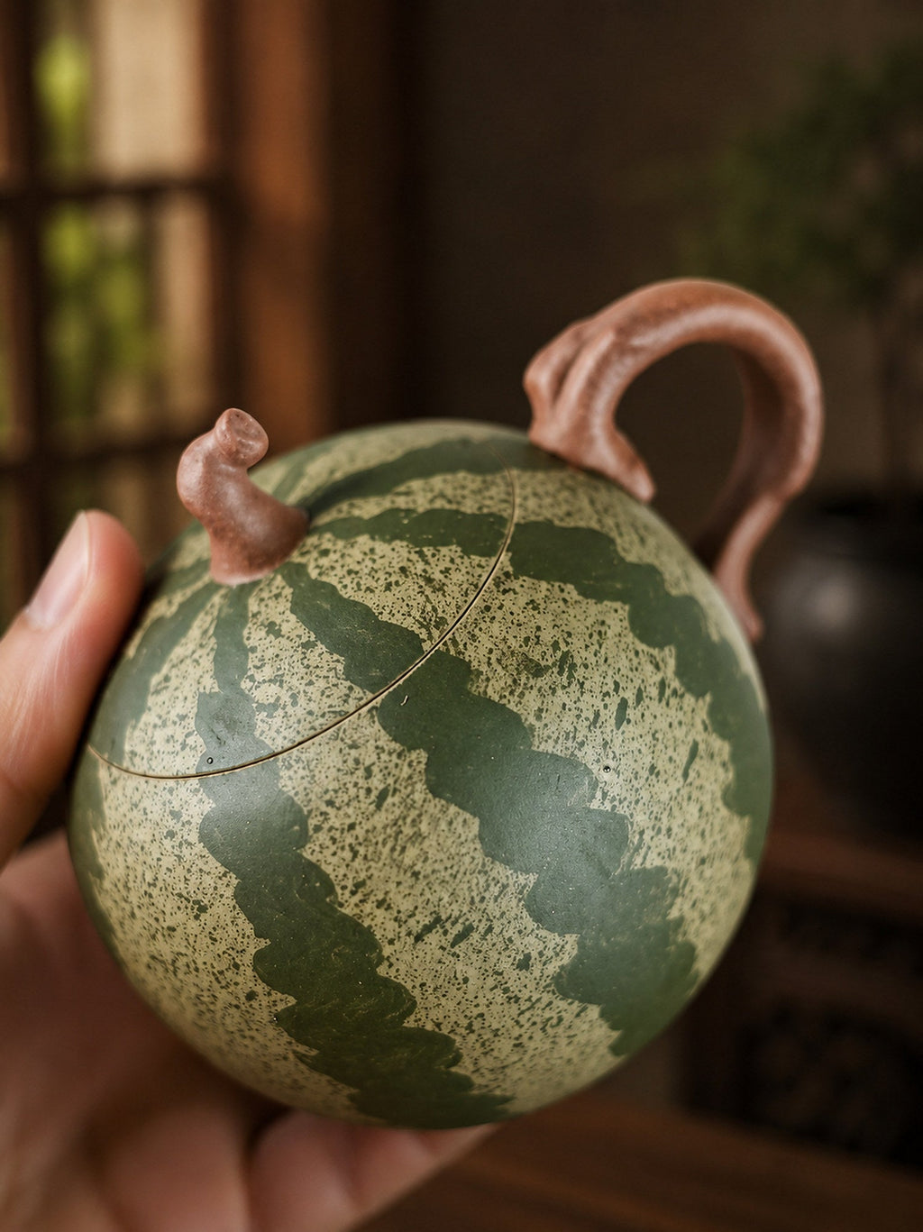 Handmade Sculptural Form Yixing Zisha Teapot – Zini Clay, 100ml – No. 299