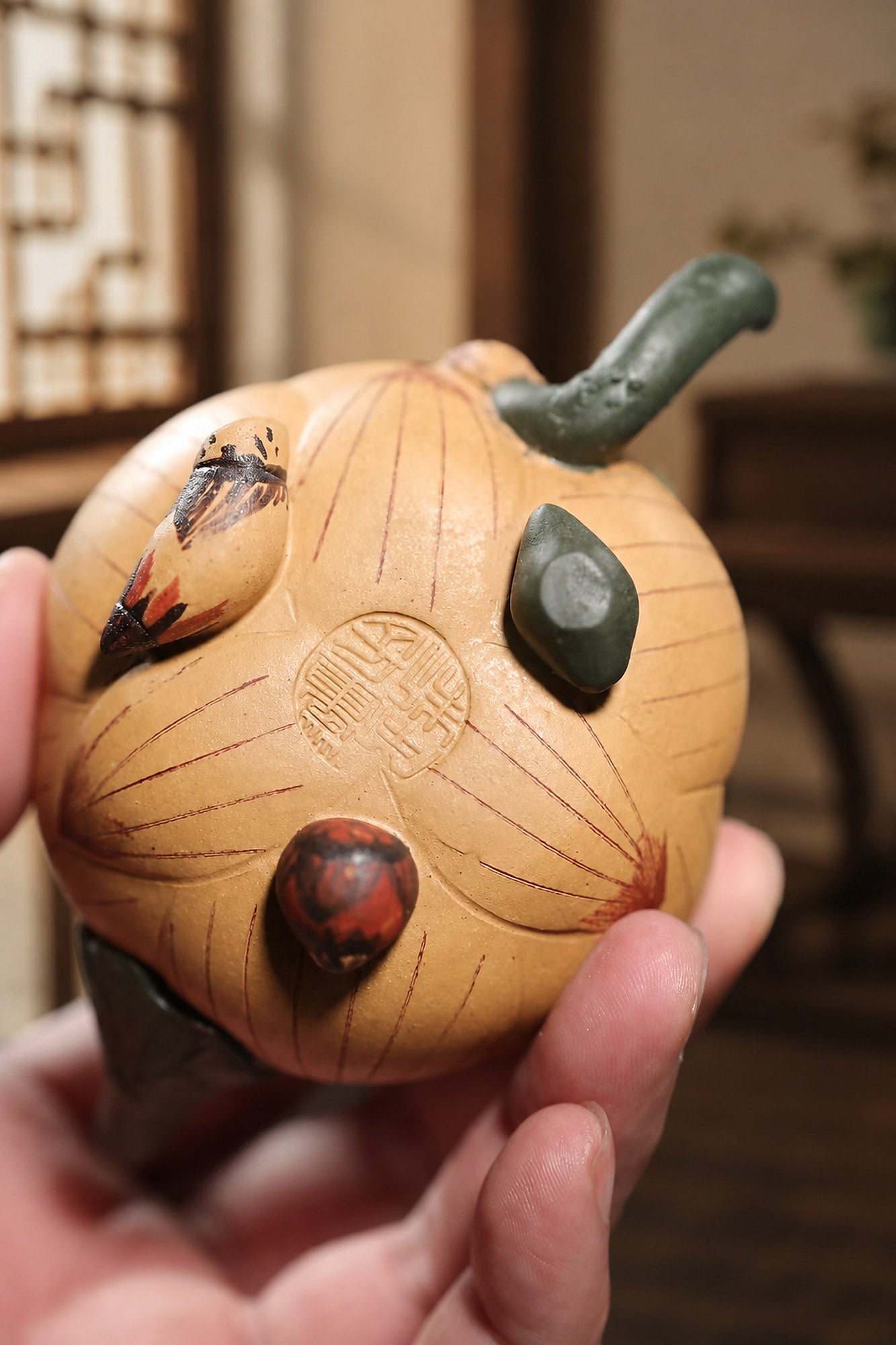 Handmade Sculptural Form Yixing Zisha Teapot – Zini Clay, 100ml – No. 303