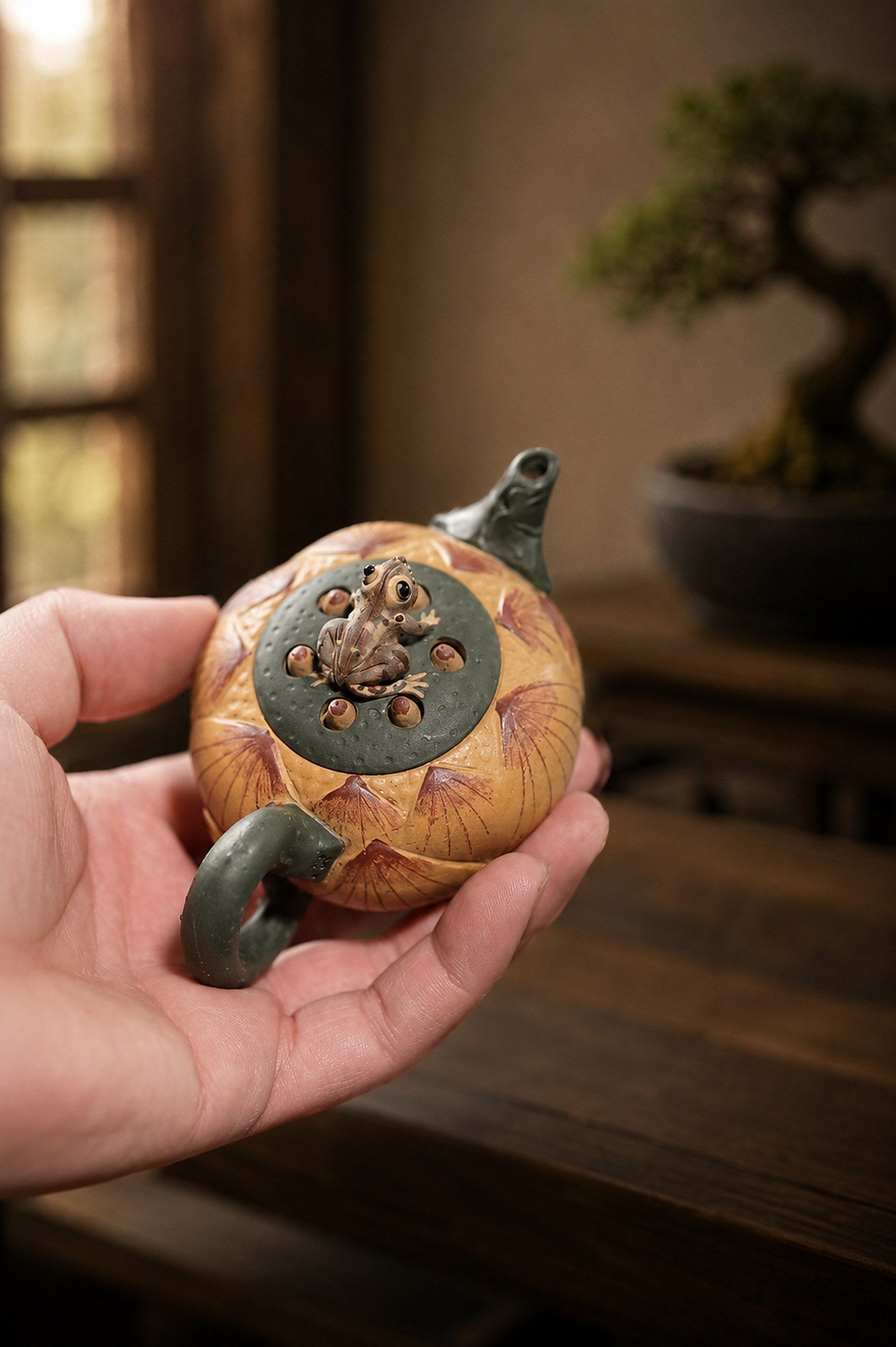 Handmade Sculptural Form Yixing Zisha Teapot – Zini Clay, 100ml – No. 303
