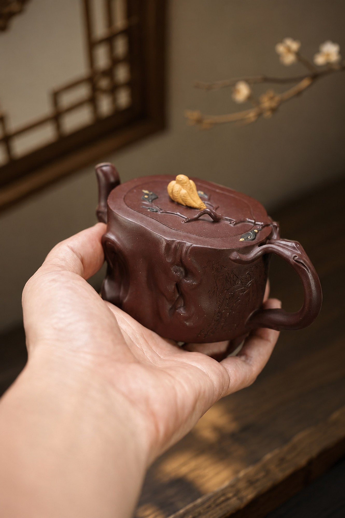 Handmade Sculptural Form Yixing Zisha Teapot – Zini Clay, 220ml