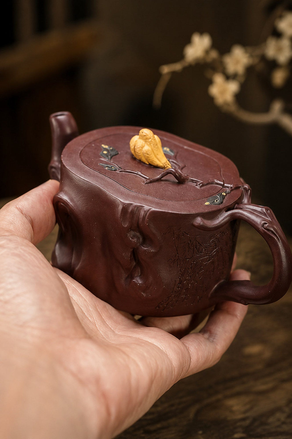 Handmade Sculptural Form Yixing Zisha Teapot – Zini Clay, 220ml