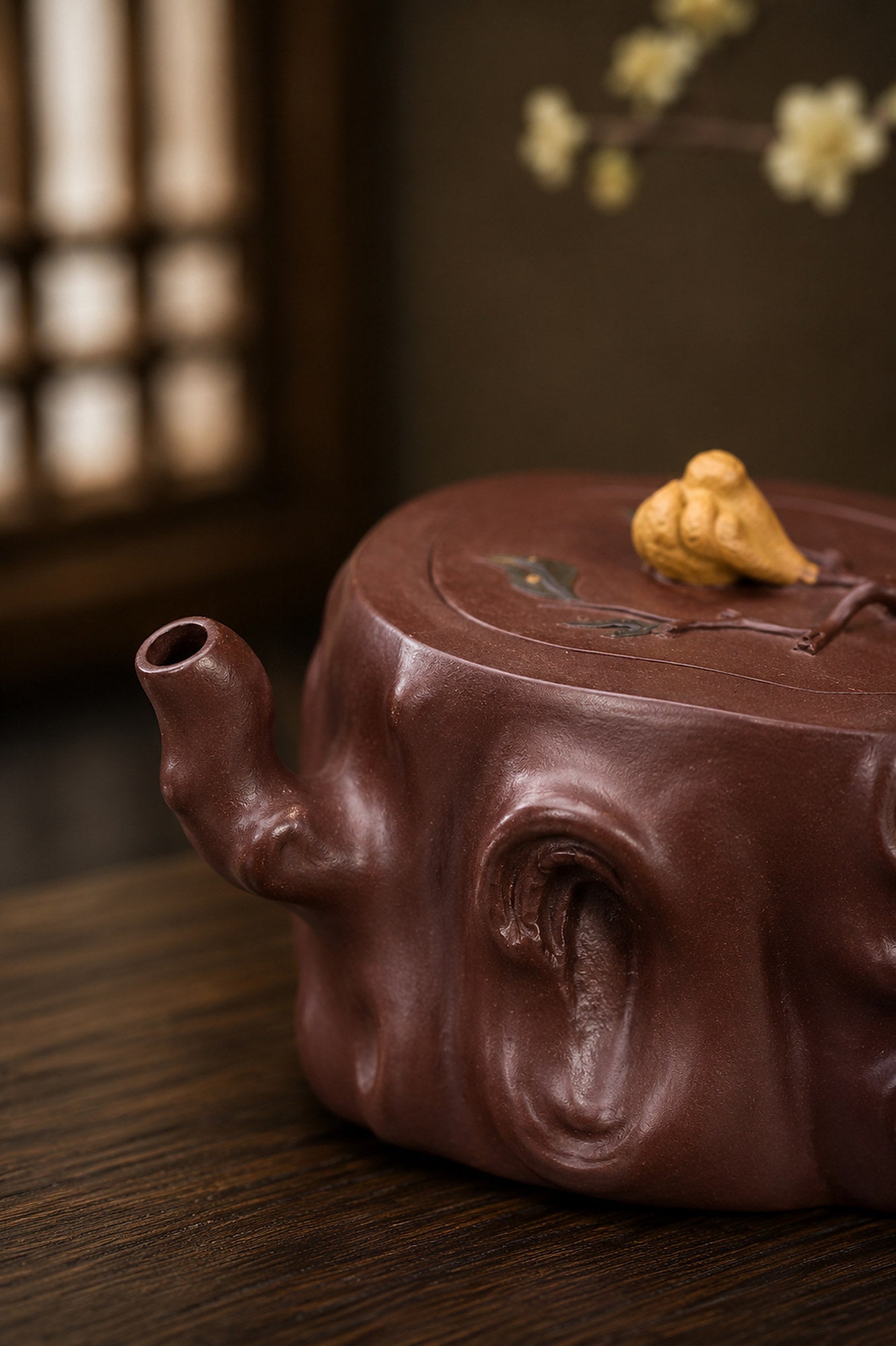 Handmade Sculptural Form Yixing Zisha Teapot – Zini Clay, 220ml