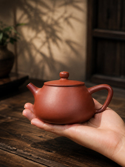 Handmade Flat-Lid Shipiao Yixing Zisha Teapot – Dahongpao Clay, 180ml