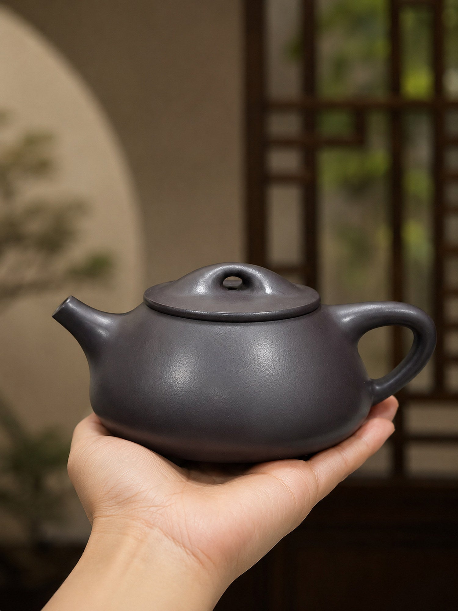 Handmade Jingzhou Shipiao Yixing Zisha Teapot – Hei Duntou Clay, 200ml
