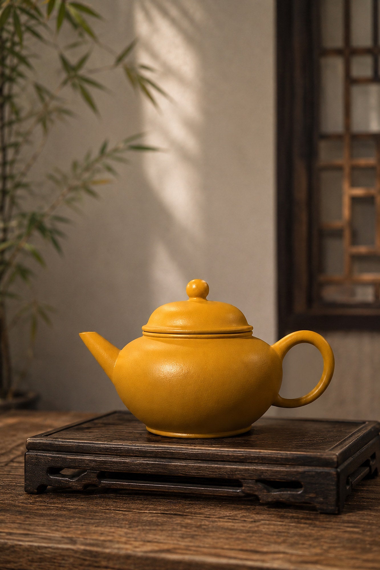 Shuiping Yixing Zisha Teapot – Golden Zhuni Clay, 150ml