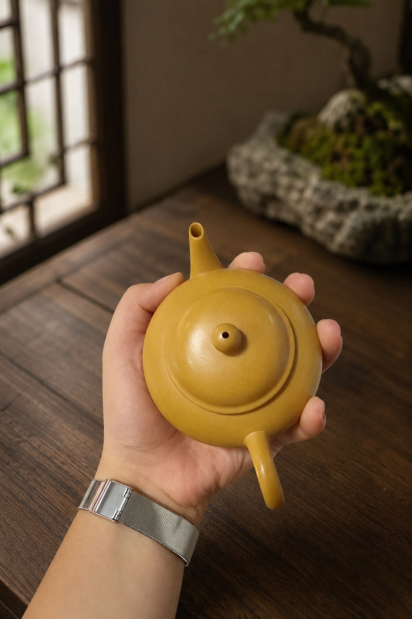 Shuiping Yixing Zisha Teapot – Golden Zhuni Clay, 150ml