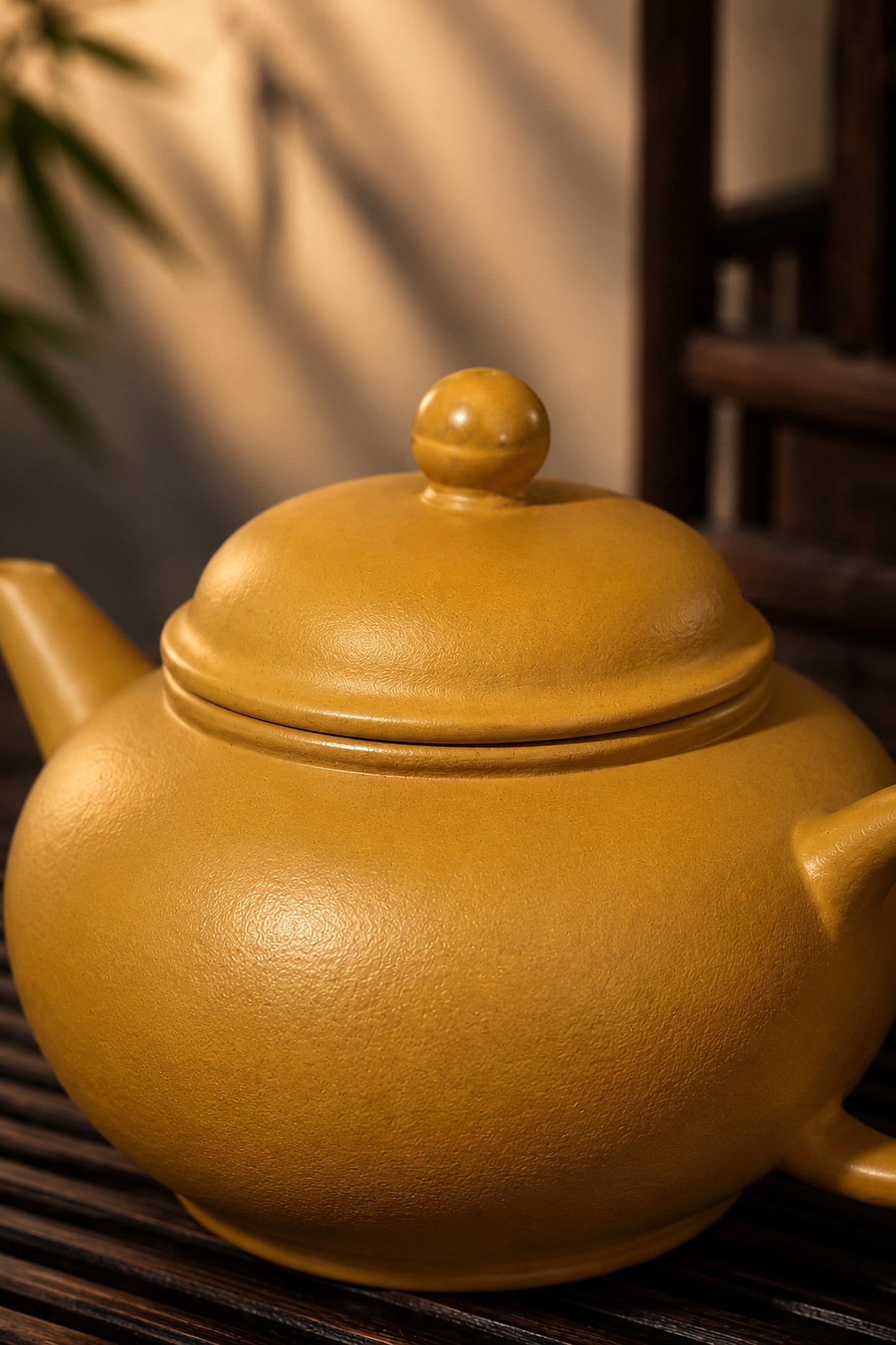Shuiping Yixing Zisha Teapot – Golden Zhuni Clay, 150ml
