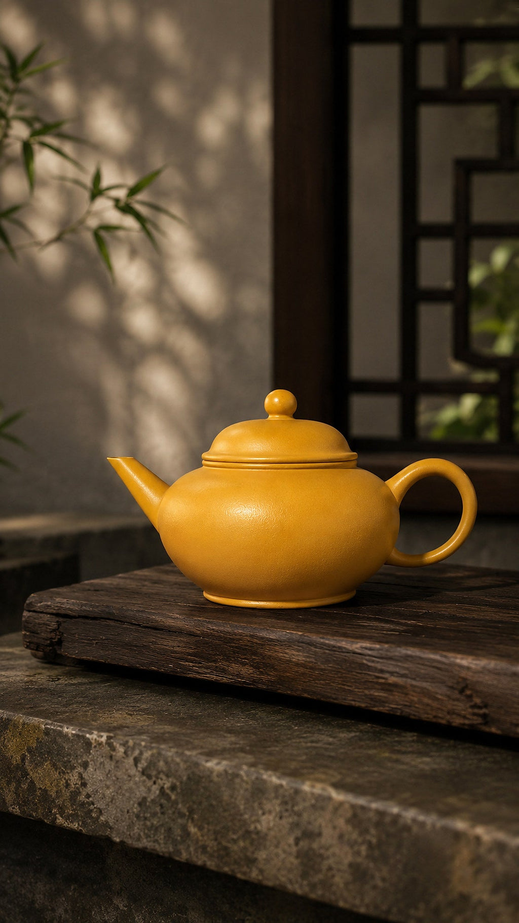 Shuiping Yixing Zisha Teapot – Golden Zhuni Clay, 150ml