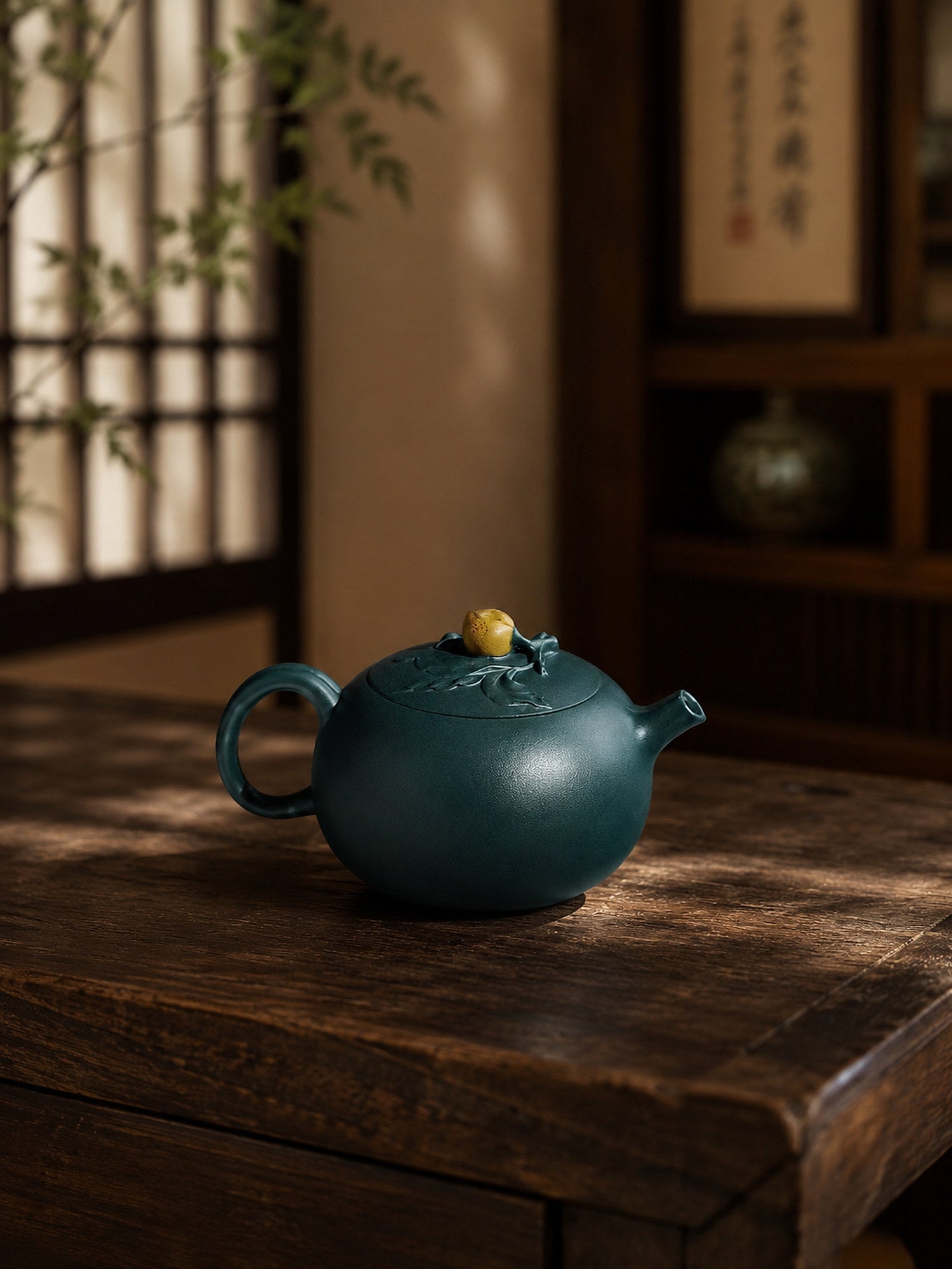 Handmade Shou Tao Xi Shi Yixing Zisha Teapot – Dark Luni Clay, 180ml