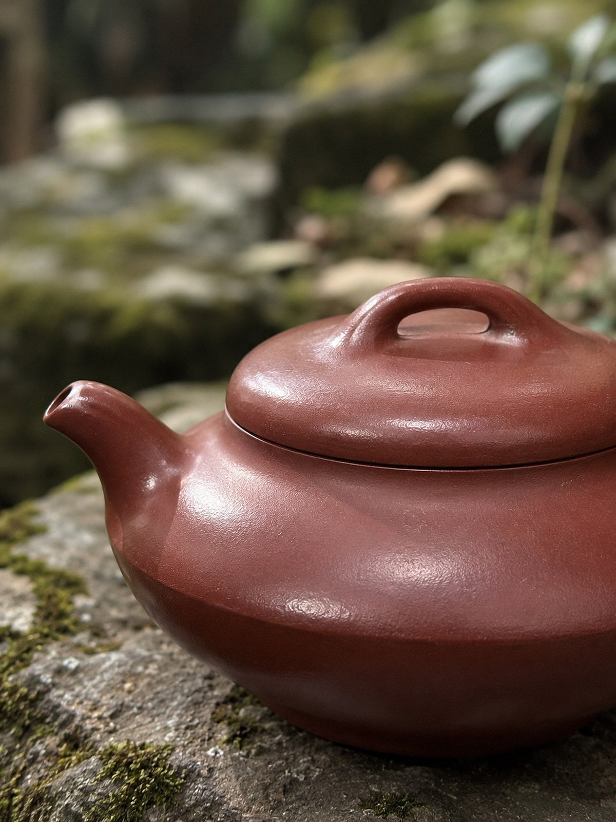 Handmade Xian Yuan Yixing Zisha Teapot – Longxuesha Clay, 180ml
