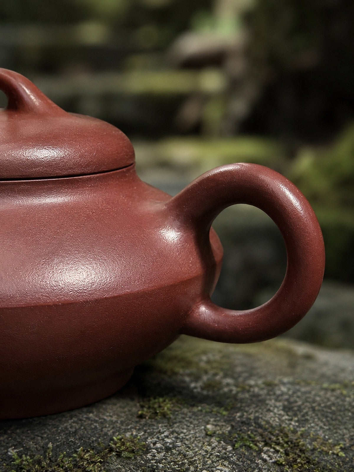 Handmade Xian Yuan Yixing Zisha Teapot – Longxuesha Clay, 180ml