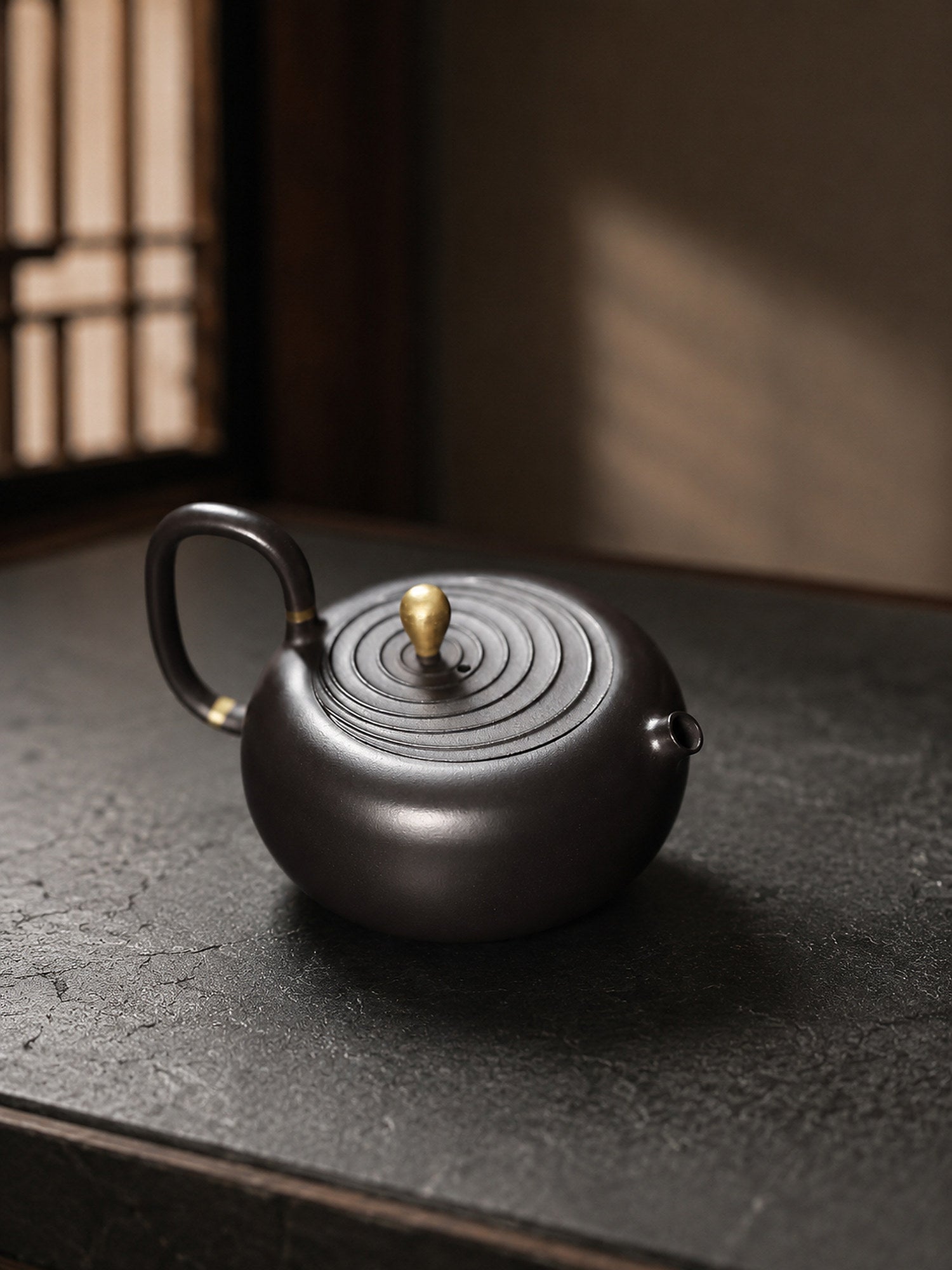 Handmade Xishi Yixing Zisha Teapot – Ash-Fired Zini Clay, 130ml