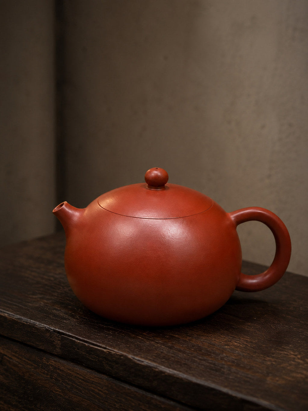 Handmade Xishi Yixing Zisha Teapot – Dahongpao Clay, 180ml