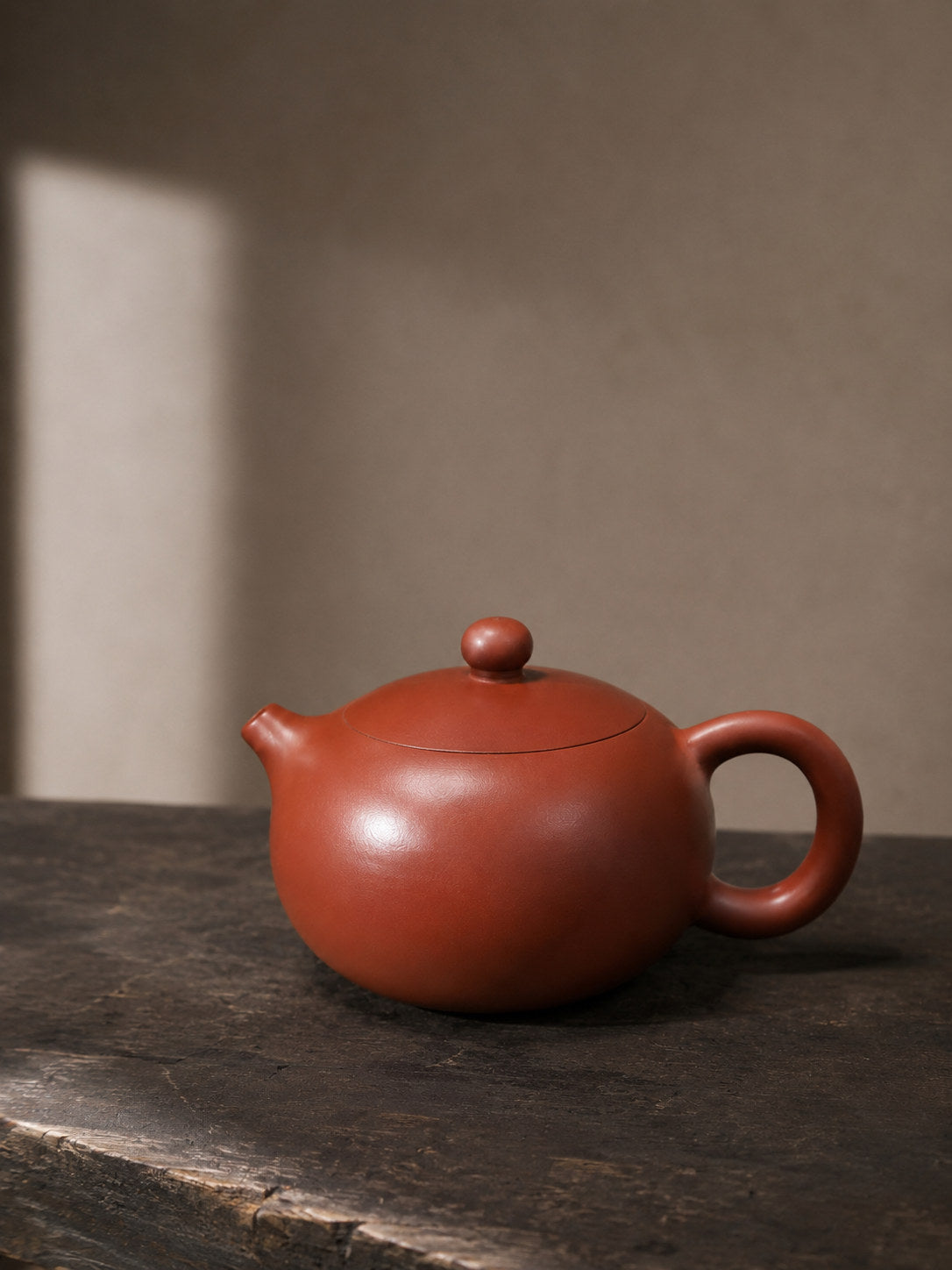 Handmade Xishi Yixing Zisha Teapot – Dahongpao Clay, 100ml