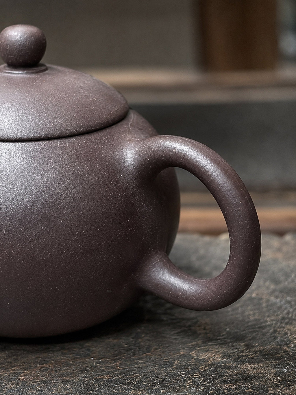 Handmade Xishi Yixing Zisha Teapot – Hei Duntou Clay, 130ml