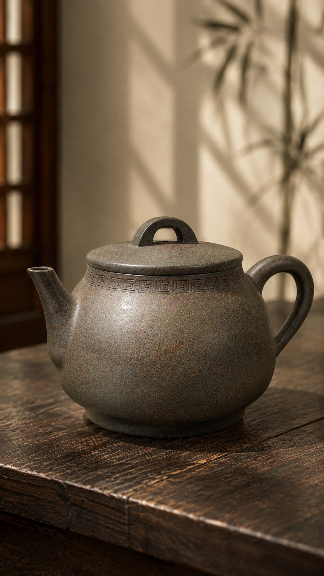 Yi Pin Yixing Zisha Teapot – Xiekeqing Clay, 180ml