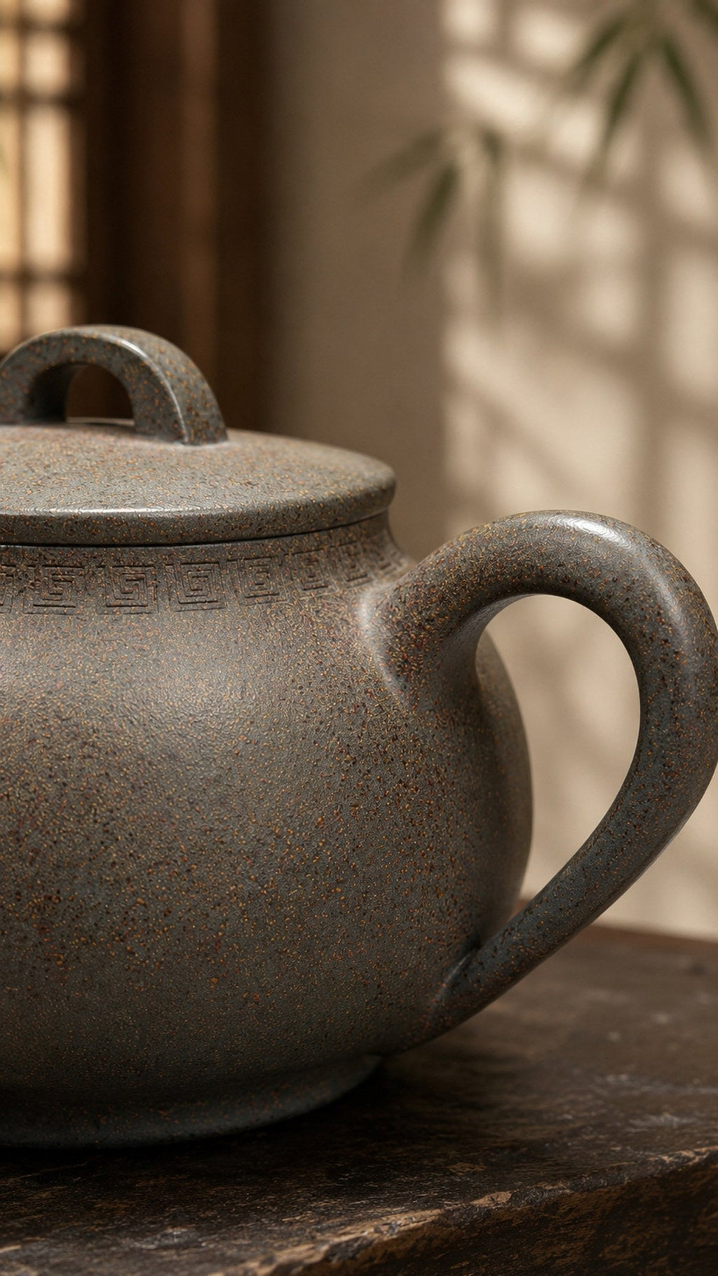 Yi Pin Yixing Zisha Teapot – Xiekeqing Clay, 180ml