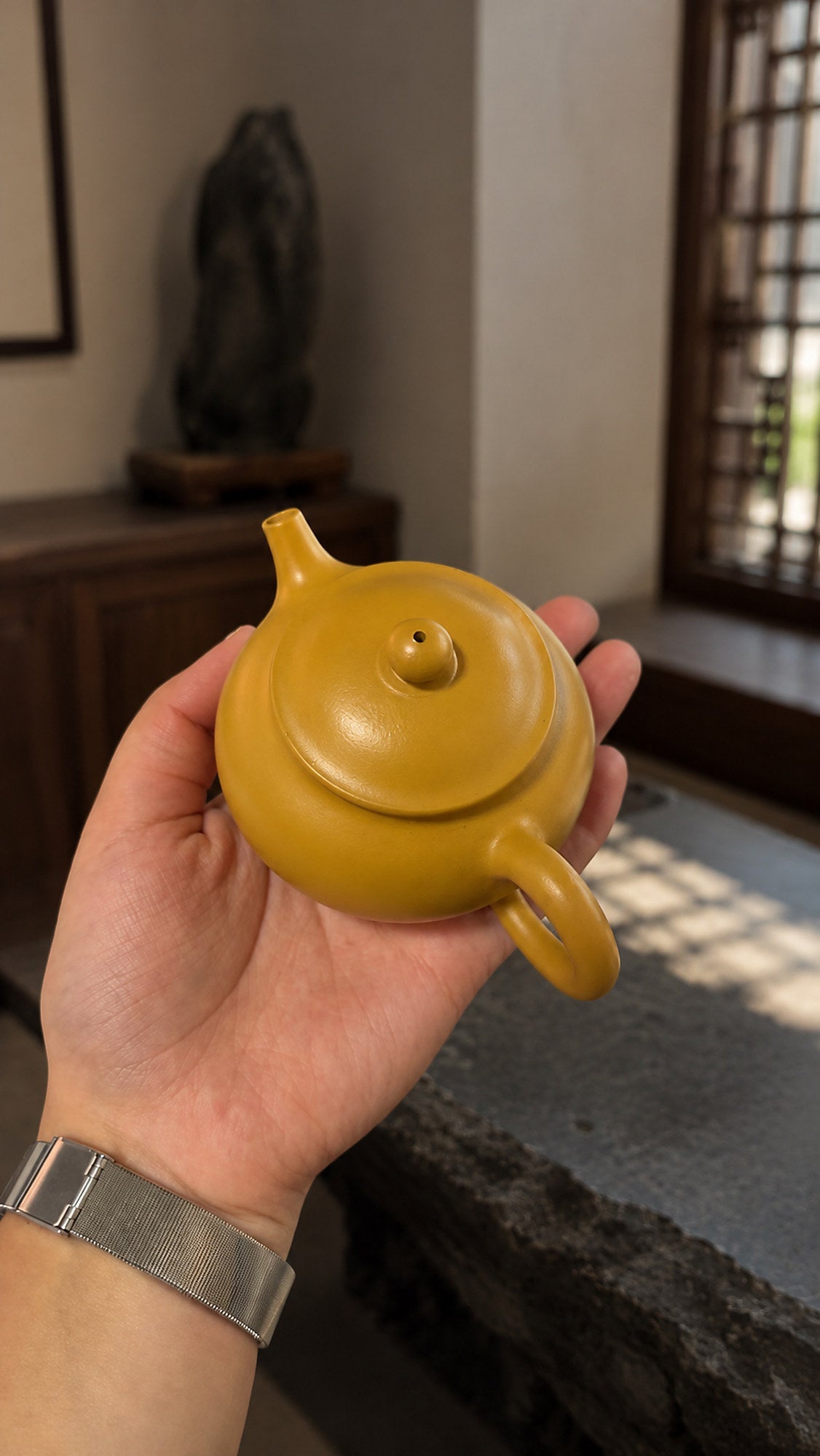 Yuan Bao Yixing Zisha Teapot – Golden Zhuni Clay, 150ml