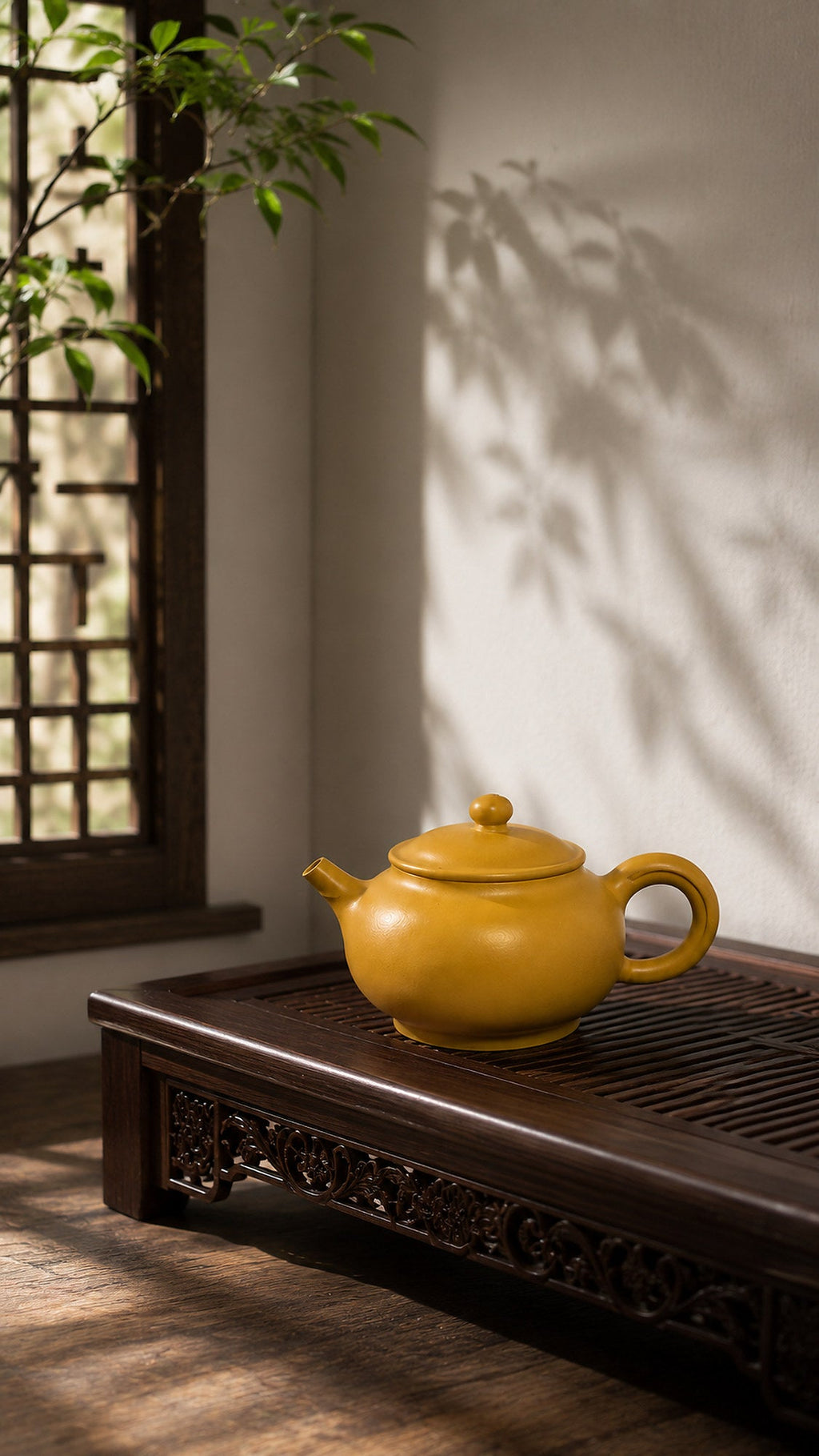 Yuan Bao Yixing Zisha Teapot – Golden Zhuni Clay, 150ml