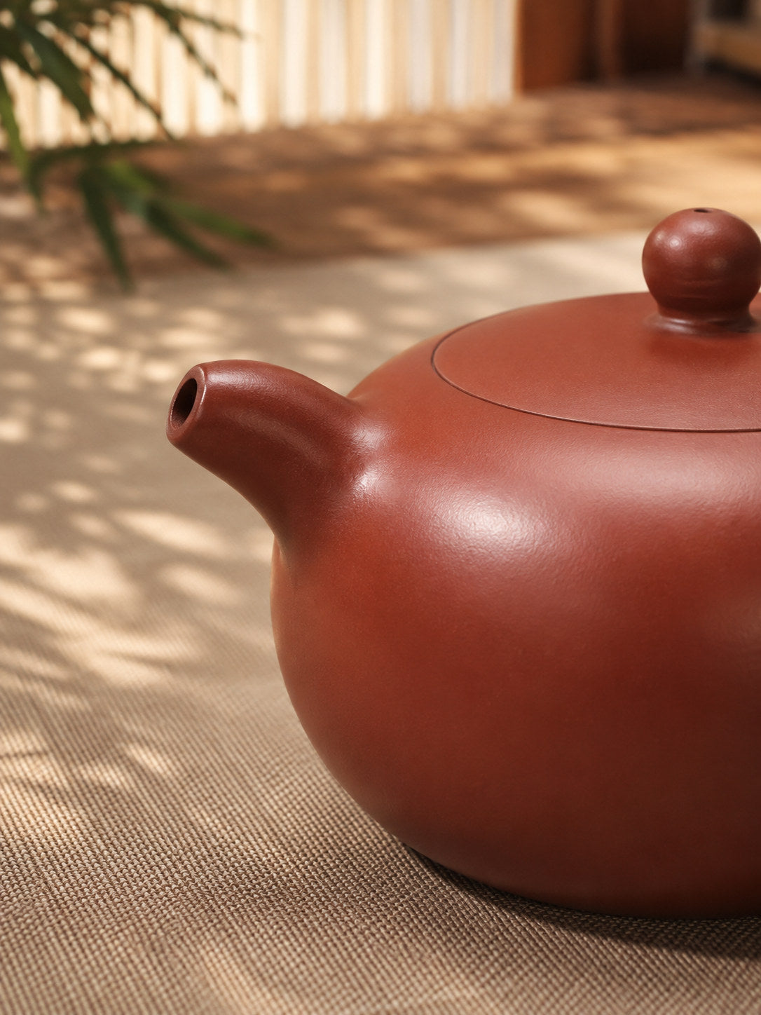 Handmade Yuan Zhu Yixing Zisha Teapot – Dahongpao Clay, 180ml
