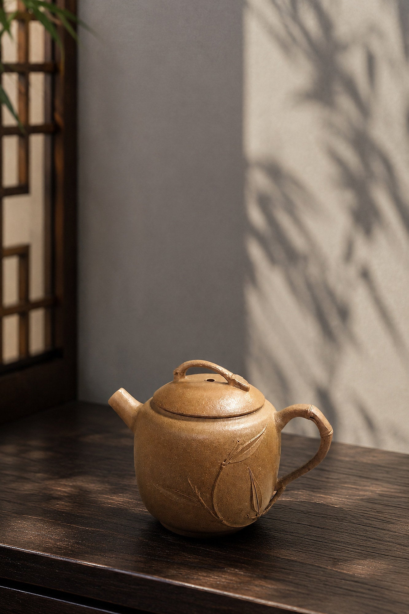 Yuan Zhu Yixing Zisha Teapot – Golden Duanni Clay, 80ml